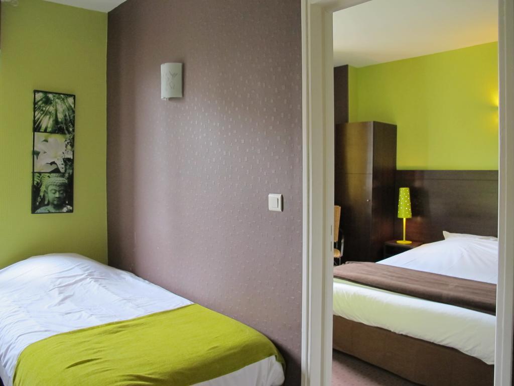 Hôtel Deshors-Foujanet Chamboulive Quarto foto